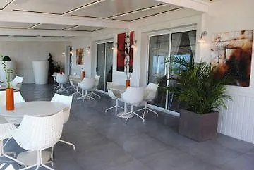 Santateresa فندق 3*