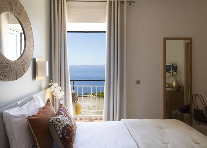 Santateresa 3* Bonifacio (Corsica)